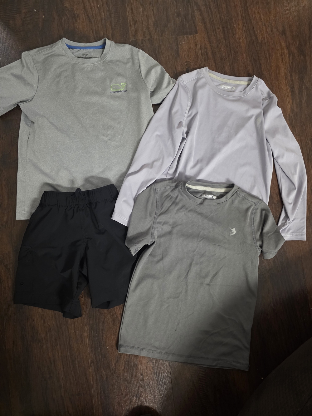 Vineyard Vines And Reel Legends Lot Of 4, 3 Shirts 1 Shorts, Size 6-7